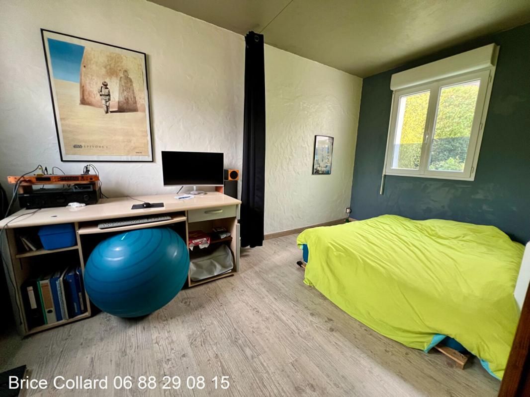 MONTATAIRE 60160 MONTATAIRE limite NOGENT Pavillon 3 chambres 1 bureau 1 garage 4