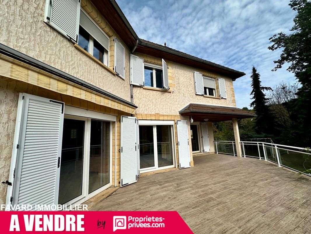 BRIVE-LA-GAILLARDE Grande maison familiale 238 m² - 7 chambres - jardin & garages - Brive-la-Gaillarde 3