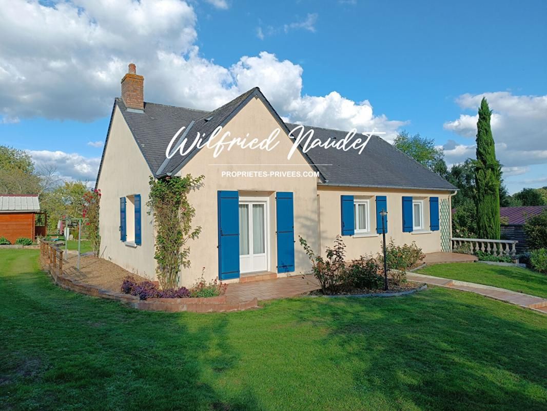LE GRAND-LUCE Maison au calme avec grand terrain Le Grand Luce 96 m2 1