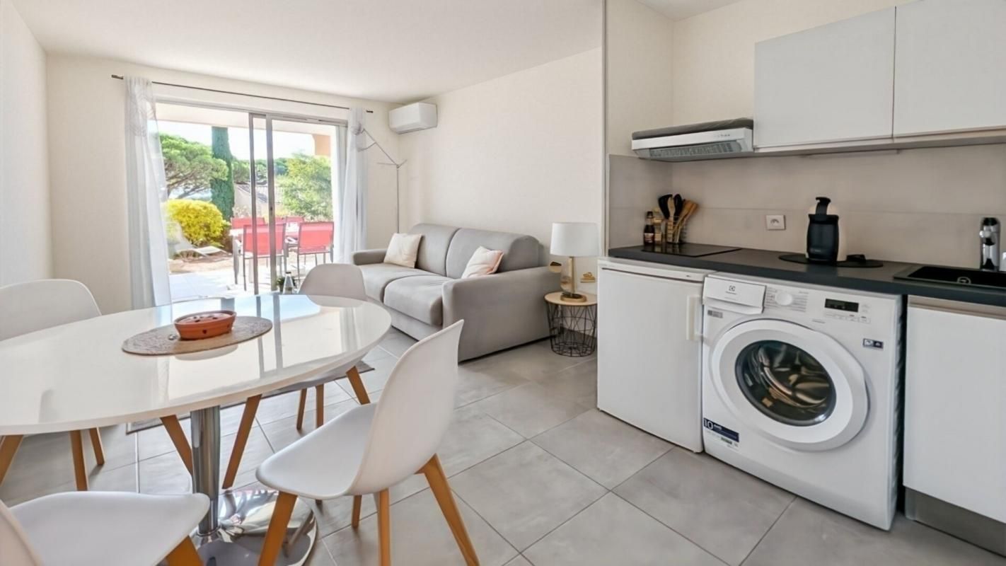 SAINTE-MAXIME Appartement Sainte Maxime 2 pièce(s) 28 m2 3