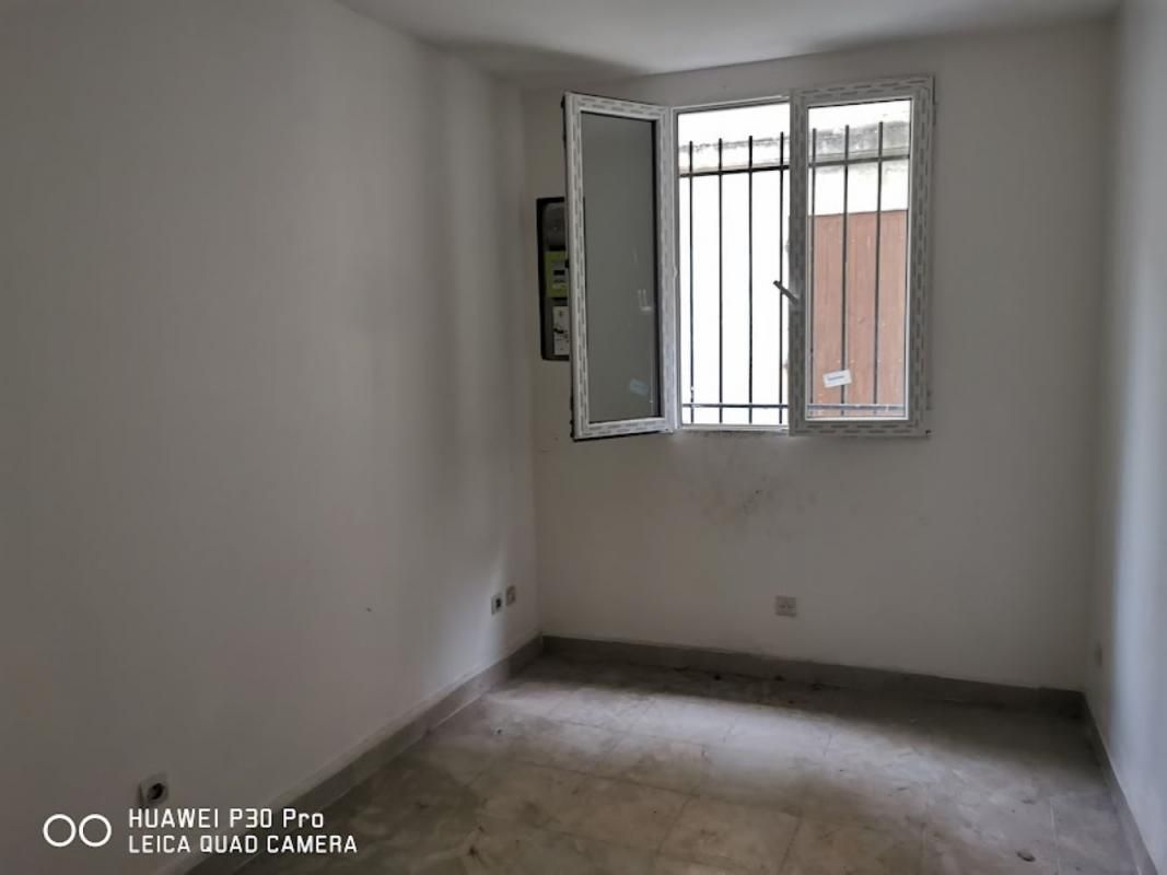 BRANNE Immeuble Branne 9 pièce(s) 200 m2 3