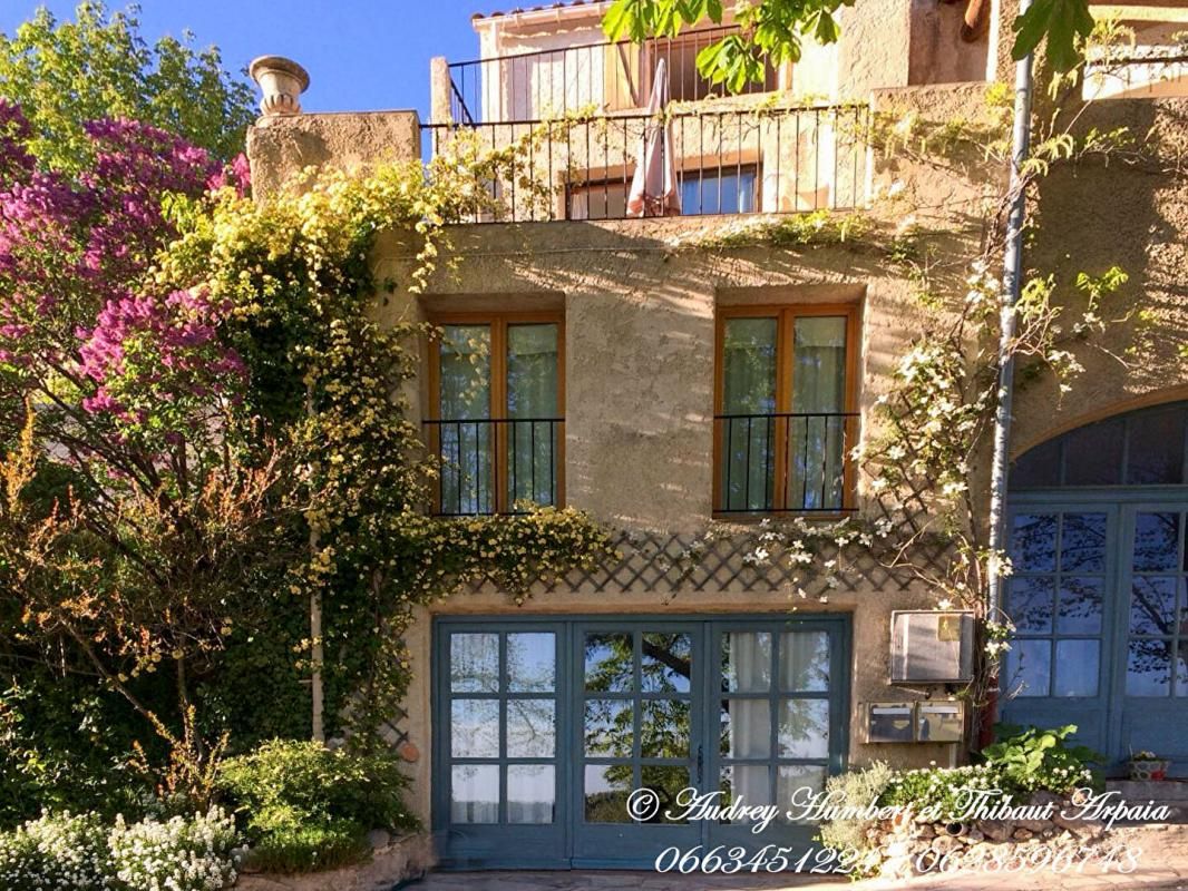 RIEZ EXCLUSIVITE, à ST JURS, Maison de ville de 215 m² avec Terrasses et ateliers d'art (ou garage) 1