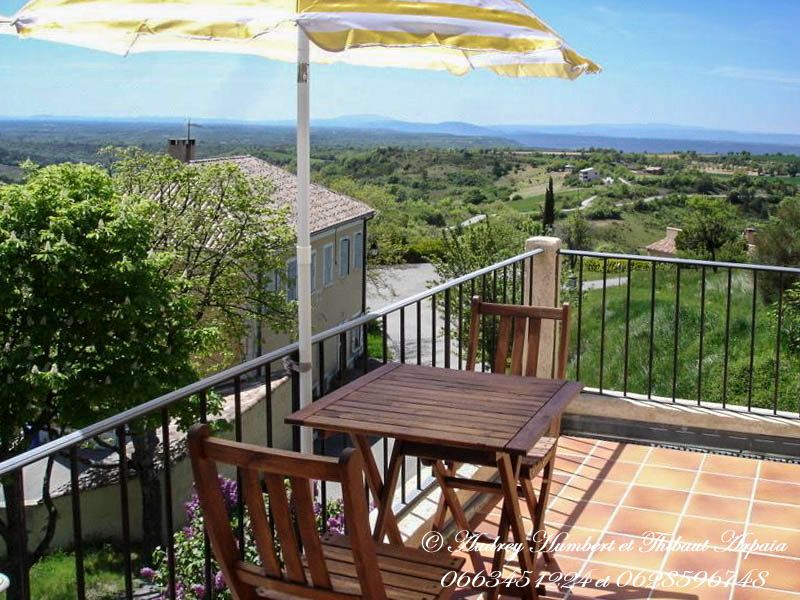 RIEZ EXCLUSIVITE, à ST JURS, Maison de ville de 215 m² avec Terrasses et ateliers d'art (ou garage) 3