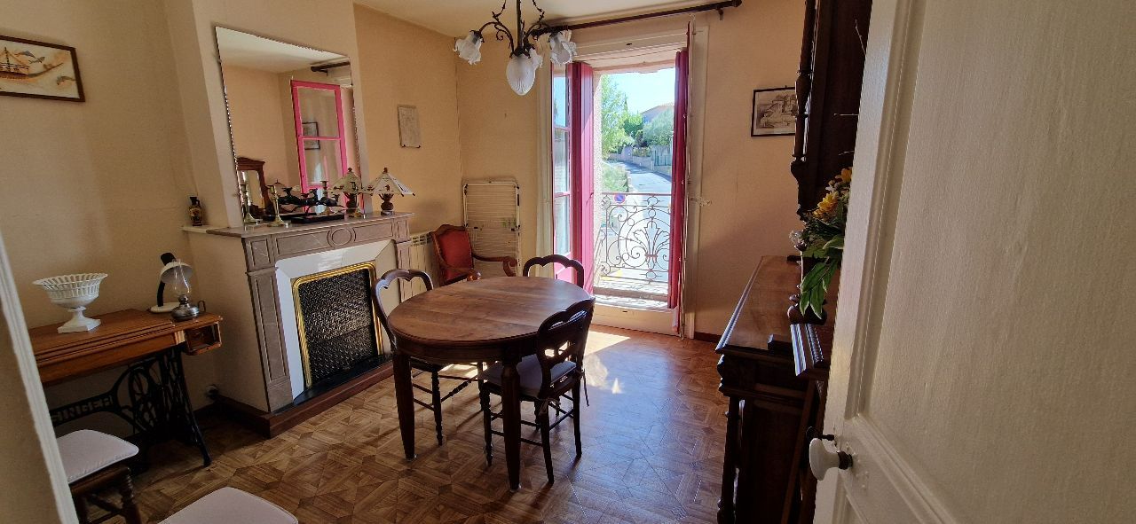 MARGON Maison de village avec garage et comble 2