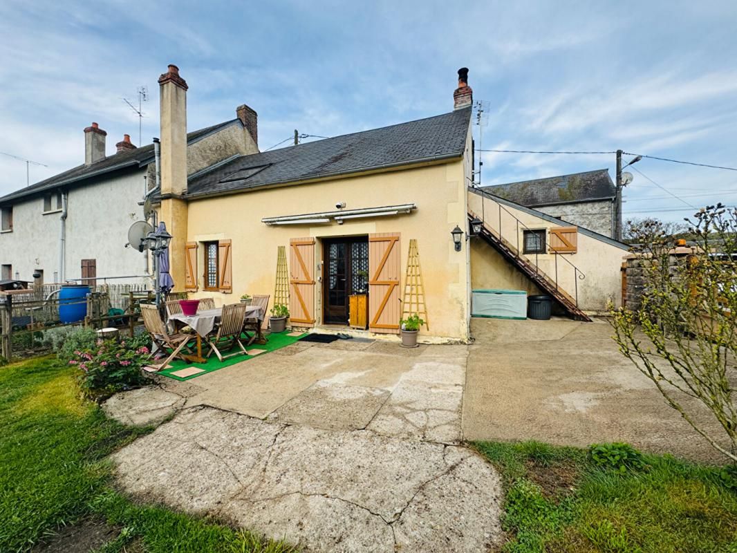 PREMERY Jolie maison mitoyenne à Premery 2