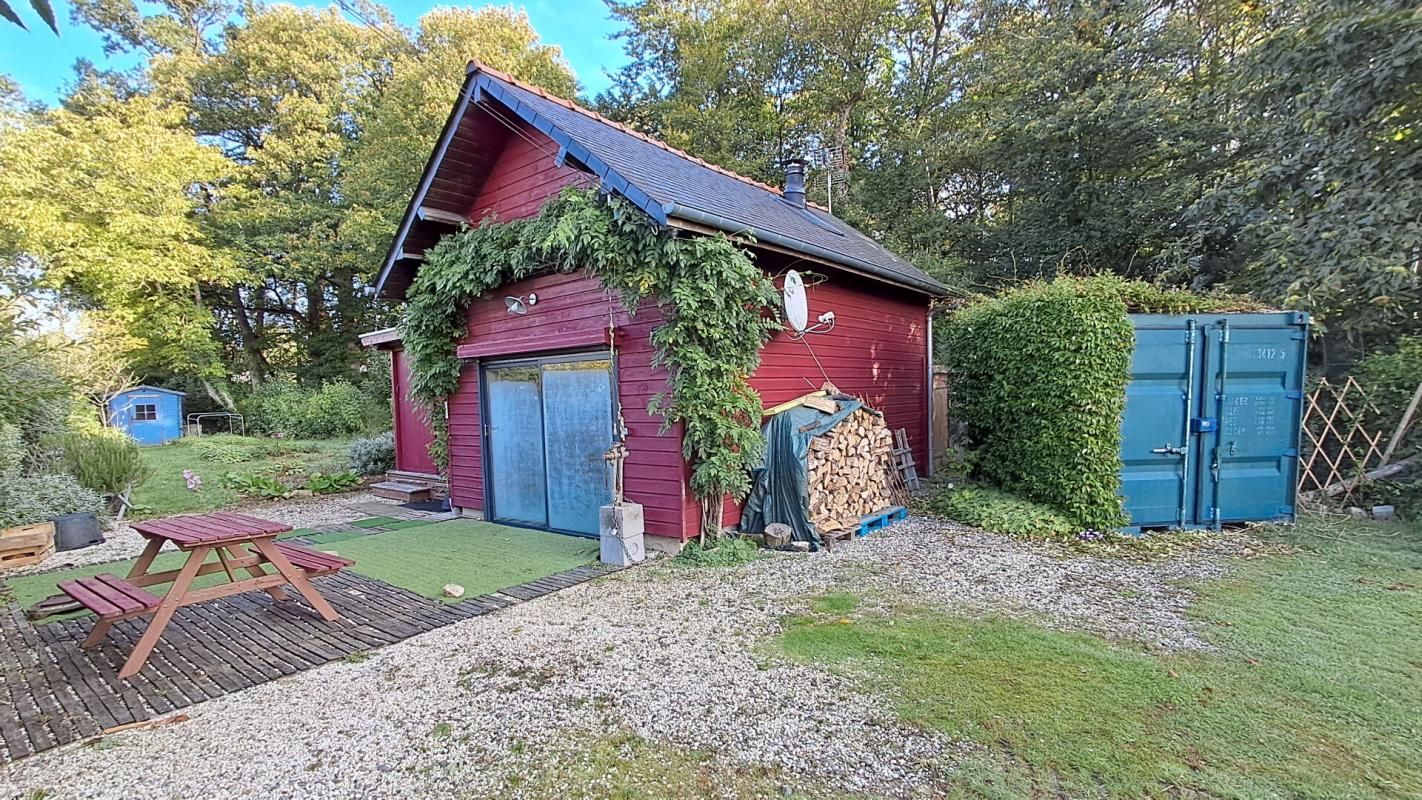 GARAGE AMENAGE SUR 2700M