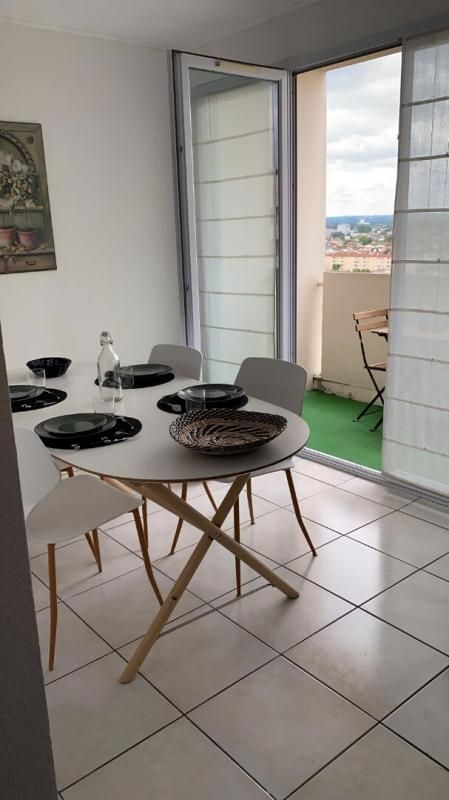 TALENCE Appartement Talence 5 pièce(s) 85.69 m2 2