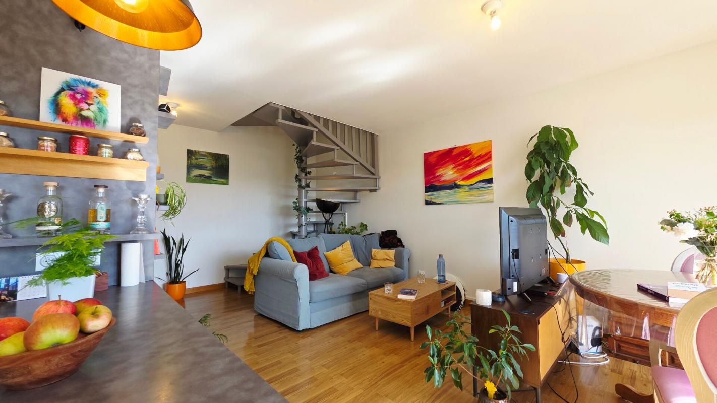 BOURGES BOURGES APPARTEMENT 65.50 M² 3 PIECES DUPLEX BALCON PARKING 3