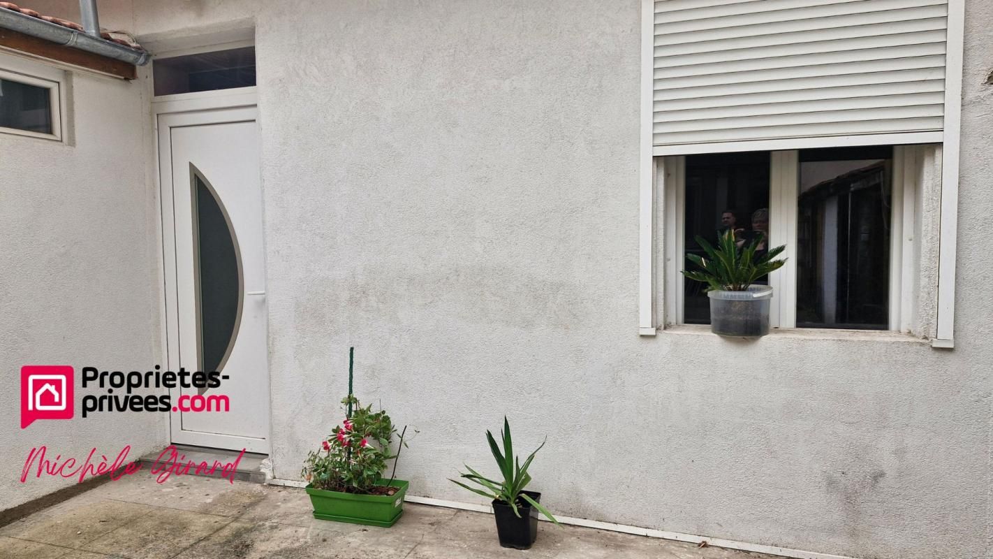 ROANNE ROANNE  -  APARTEMENT  T1 1