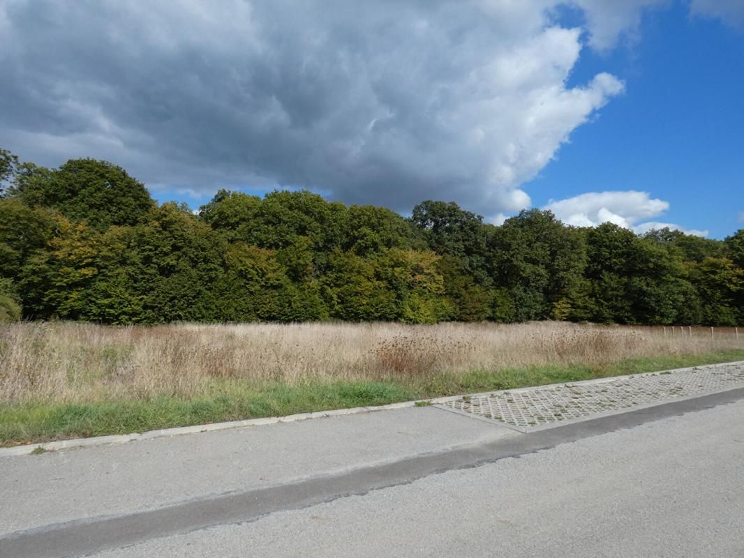BUEIL Terrain Bueil 1991 m2 1