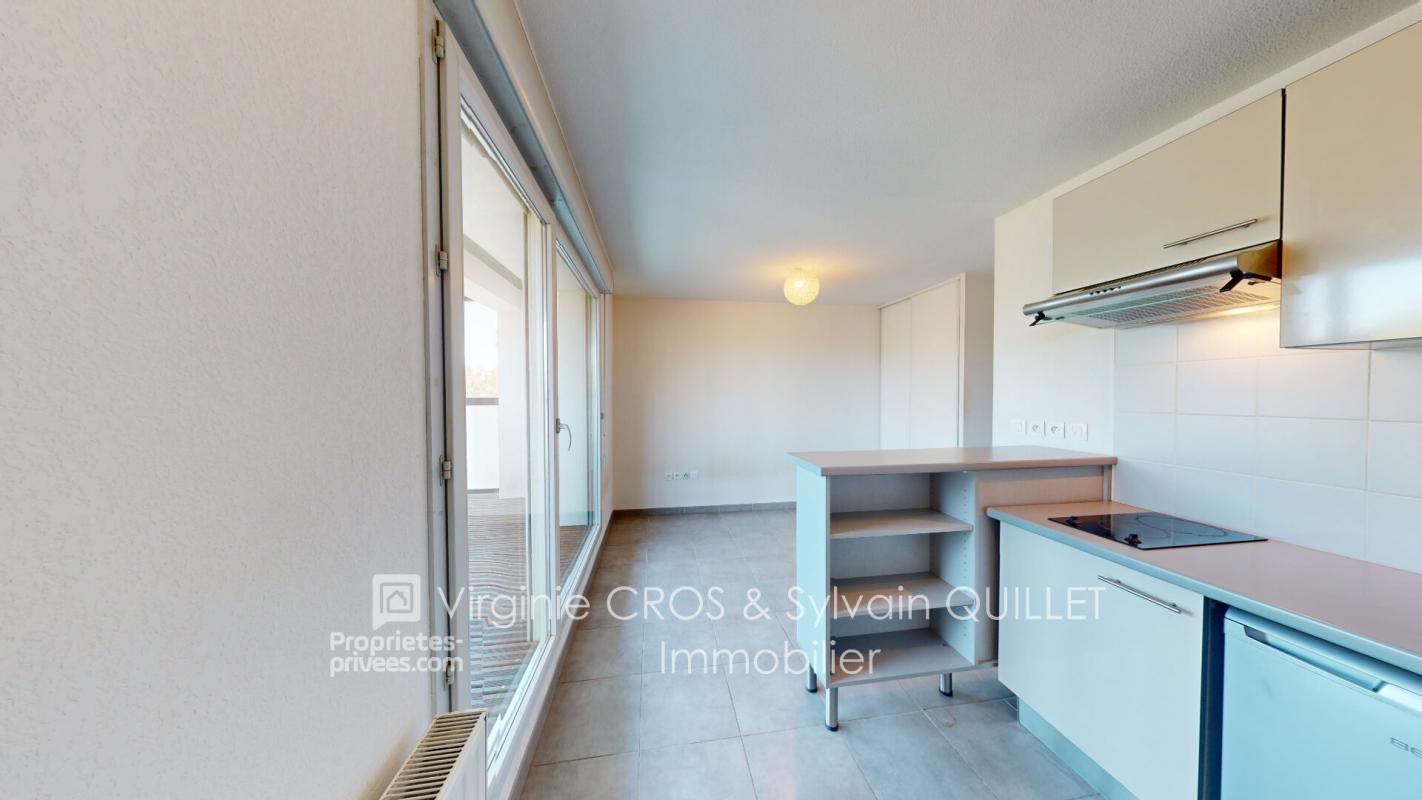 TOULOUSE Studio 1 pièce 24 m2 + balcon Loggia de 9 m² + Parking 4