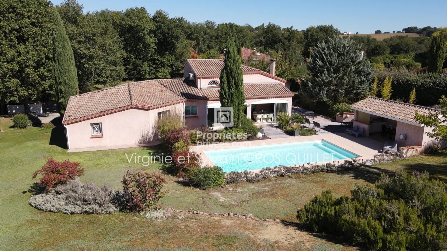 MONTASTRUC-LA-CONSEILLERE Maison MONTASTRUC LA CONSEILLERE DOMAINE LA VALADE  160 m2 terrain 3200 m² 1