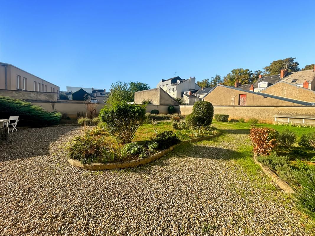 CHATEAUROUX Appartement  Châteauroux 3 pièces lumineux proche centre-ville 3