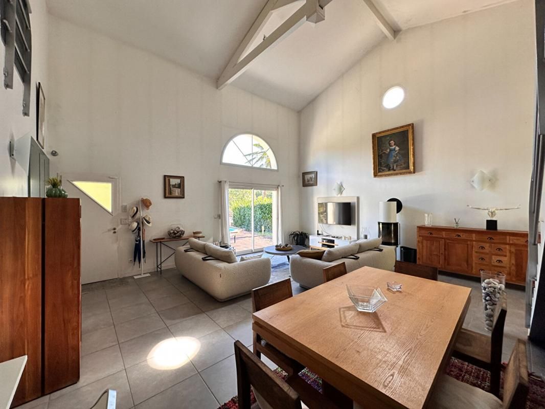 BON-ENCONTRE Maison 4