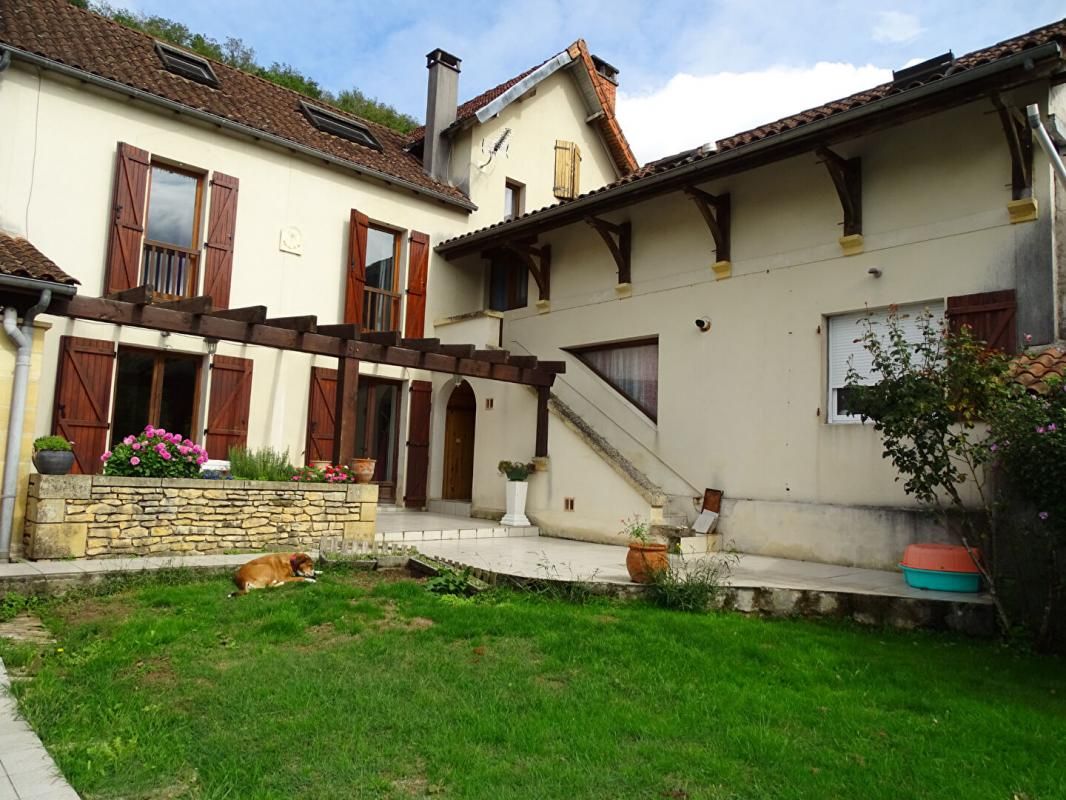 MONTIGNAC Maison Montignac Lascaux 11 pièce(s) 234.89 m2 1