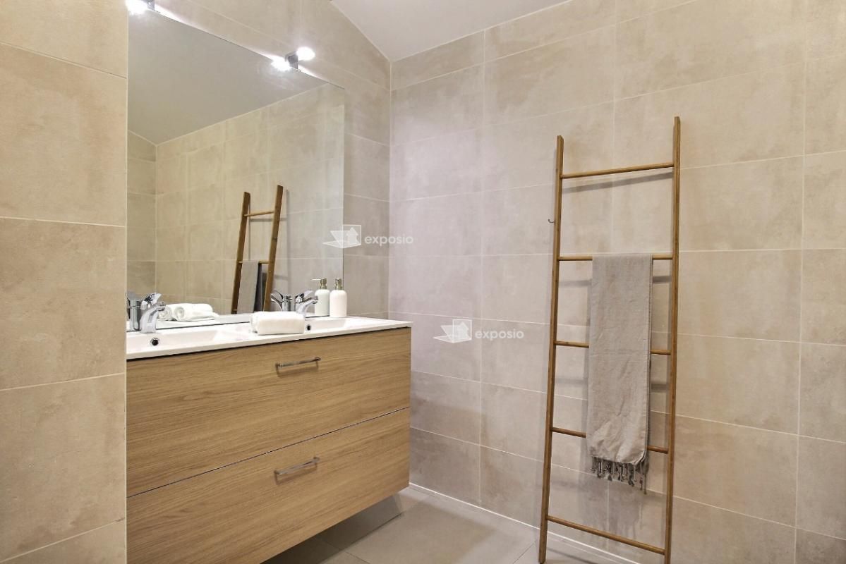 MARSEILLE-6E-ARRONDISSEMENT Duplex lumineux de 130 m² avec terrasse  6e arrondissement, Marseille 995 000 4