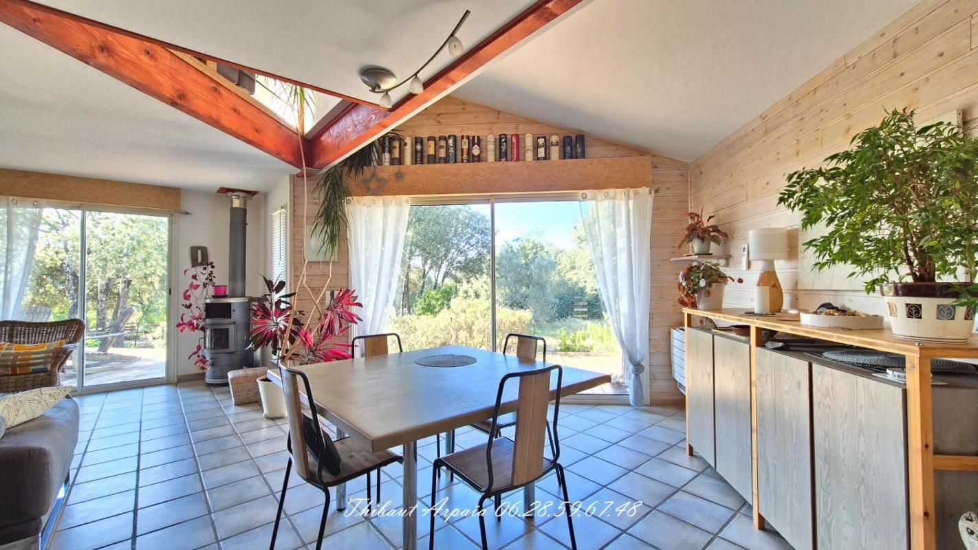 GINASSERVIS Maison d'architecte en ossature bois 140 m²  habitables -Terrain 2 318 m² - Ginasservis (83560) 2