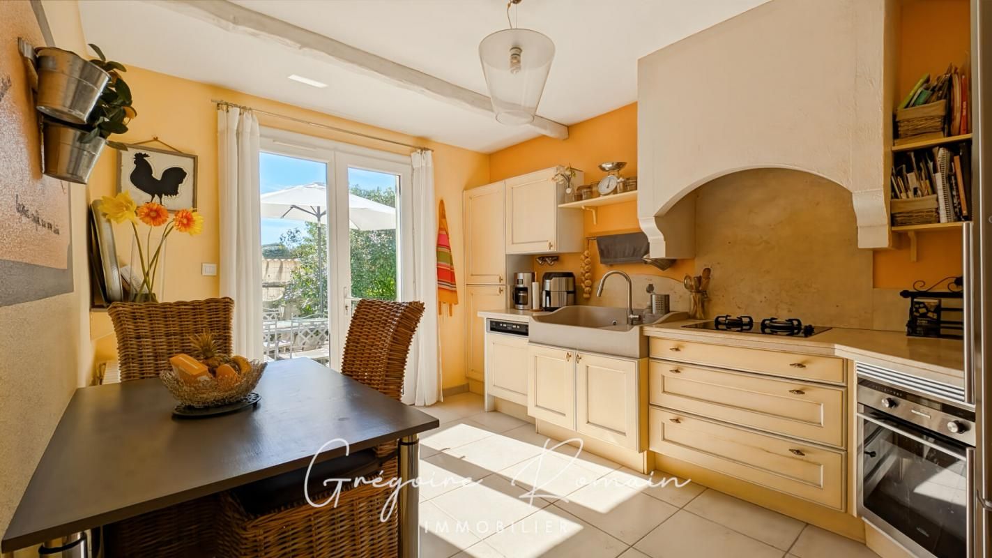 SAINT-CHAMAS Maison Saint Chamas 4 pièce(s) 110 m2 4