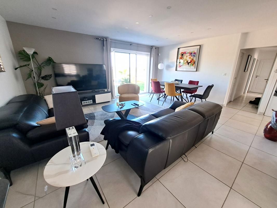 ROULLET-SAINT-ESTEPHE Maison 3 chambres avec piscine 104m2 - Roullet St Estephe 4