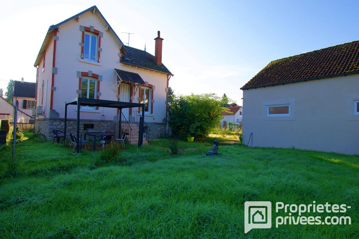 VIERZON Maison VIERZON 5 pièces 104 m2 1
