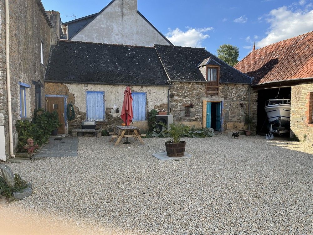 LA CHEZE Maison La Cheze 5 pièce(s) 120 m2 2