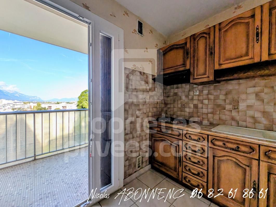 ECHIROLLES Appartement Echirolles 2 pièce(s) 42 m2 3