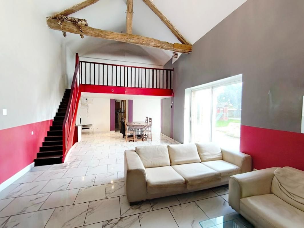 MONTMIRAIL Maison Montmirail 2