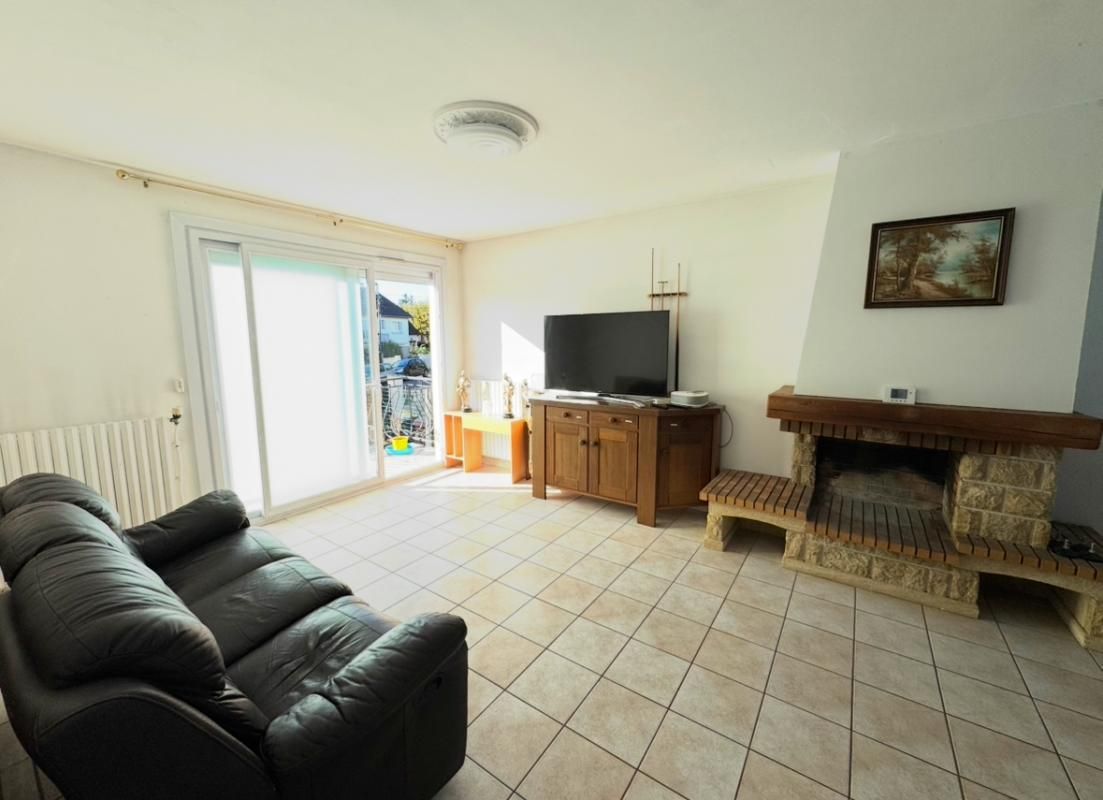 CHELLES Maison familiale 6 pièces ? 162 m² sur 3 niveaux ? Terrain 670 m² 2