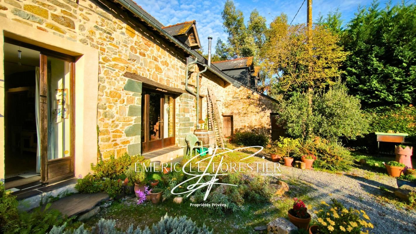 VILLEPOT Maison Villepot 6 pièce(s) 320 m2 1