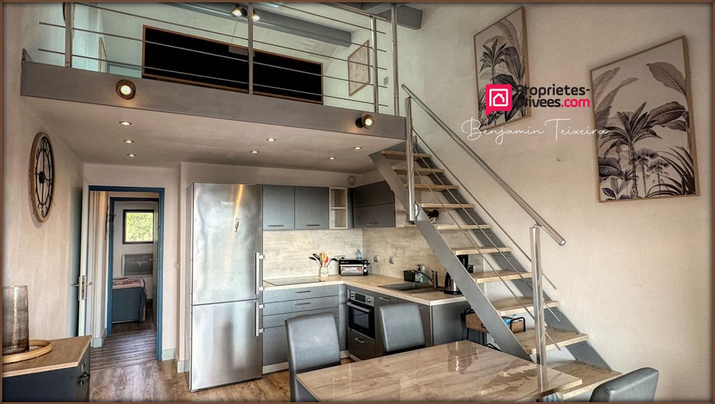 ROQUEBRUNE-SUR-ARGENS Appartement Les Issambres, 2 chambres + mezzanine 3