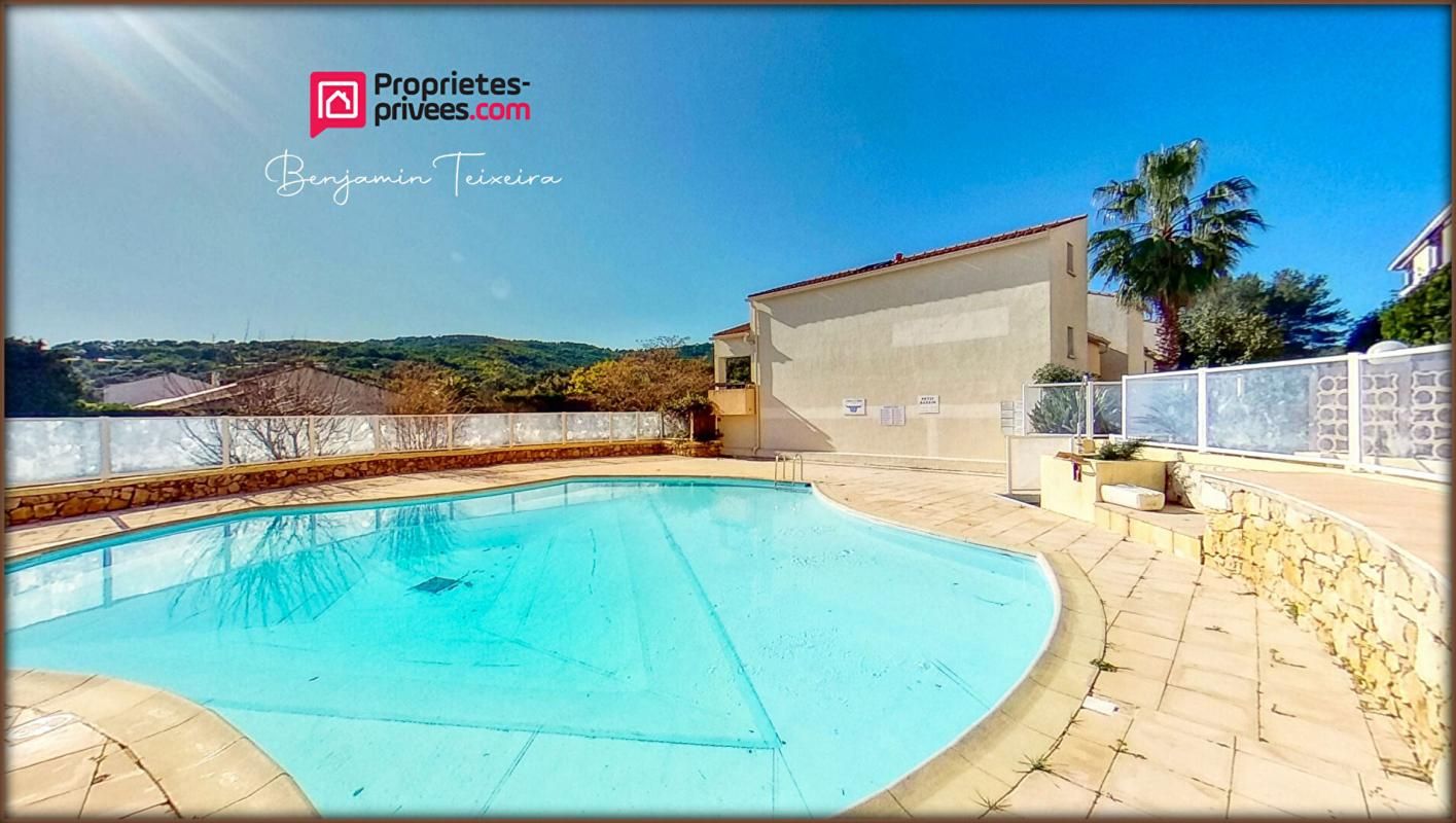 ROQUEBRUNE-SUR-ARGENS Appartement Les Issambres, 2 chambres + mezzanine 4
