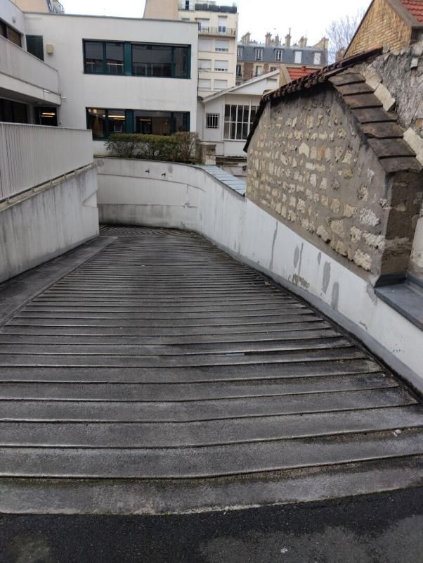 PARIS-15E-ARRONDISSEMENT Place de stationnement - Institut Pasteur/Montparnasse 3