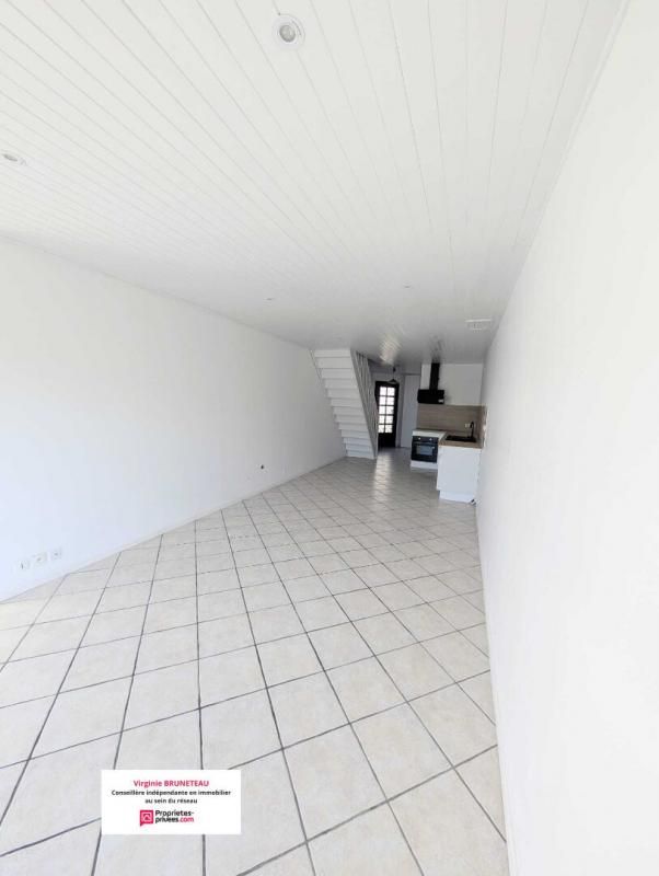LAMARQUE Maison de bourg rénovée avec extérieur et dépendance 3