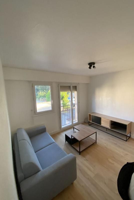 PERIGUEUX A vendre appartement type studio en centre-ville de Périgueux 24000 2