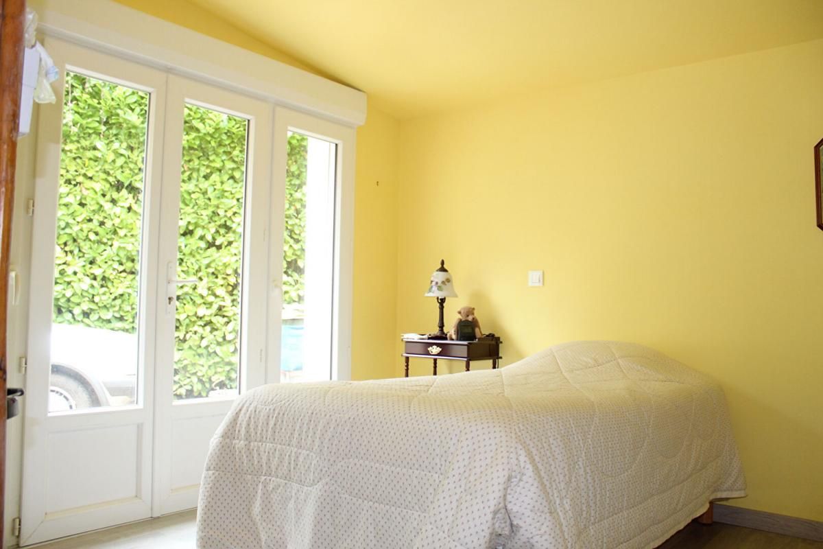 PORDIC Exclusivité ! Côtes d'Armor 22590 Pordic. 4 chambres dont une au RDC avec Sde... terrain clos sans vis à vis 4