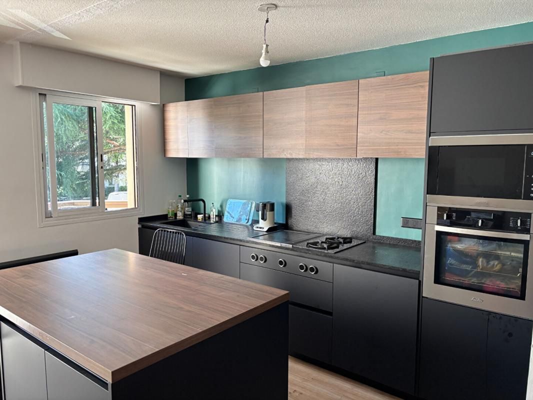 LE BOUSCAT Appartement Le Bouscat 3 pièce(s) 63 m2 1