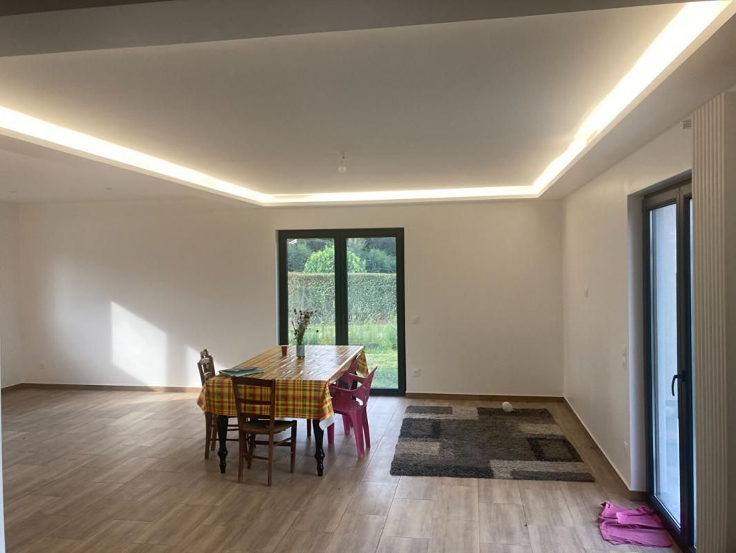 ETREPAGNY Proche Etrépagny Maison Neuve 3 chambre sur 1017 m² 3