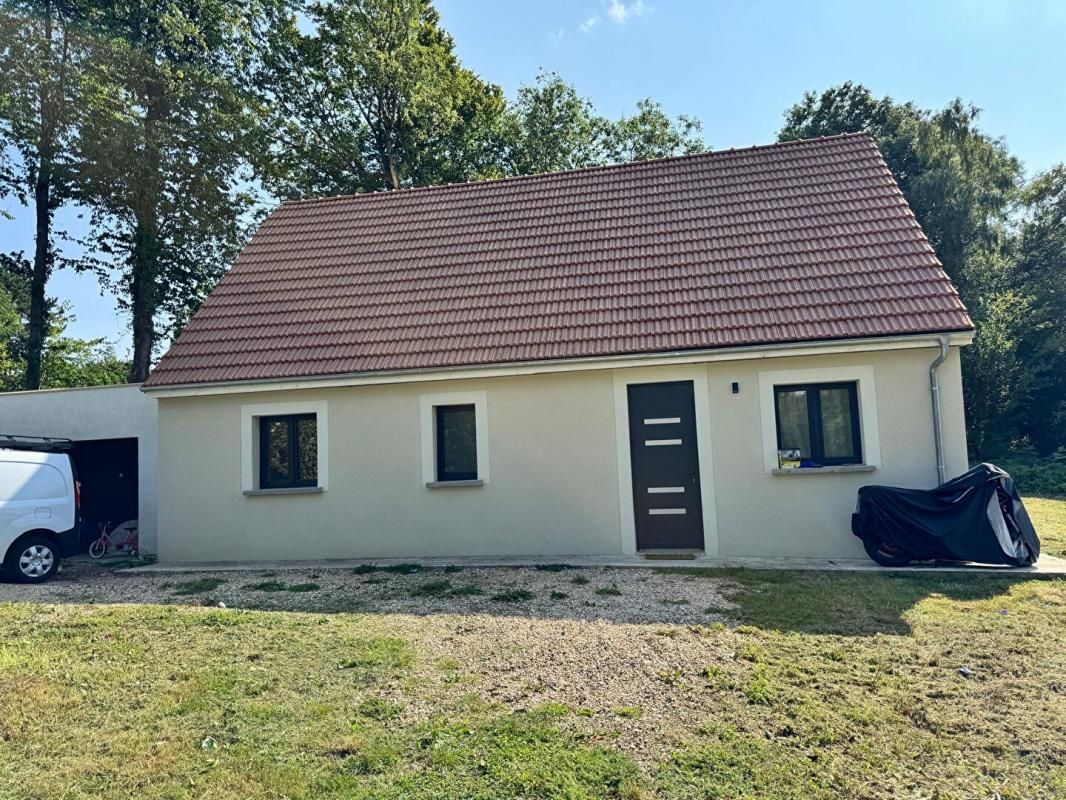 LE COUDRAY-SAINT-GERMER Proche Gisors et Gournay maison Neuve 112 m²  3 chambres sur 987 m² 2