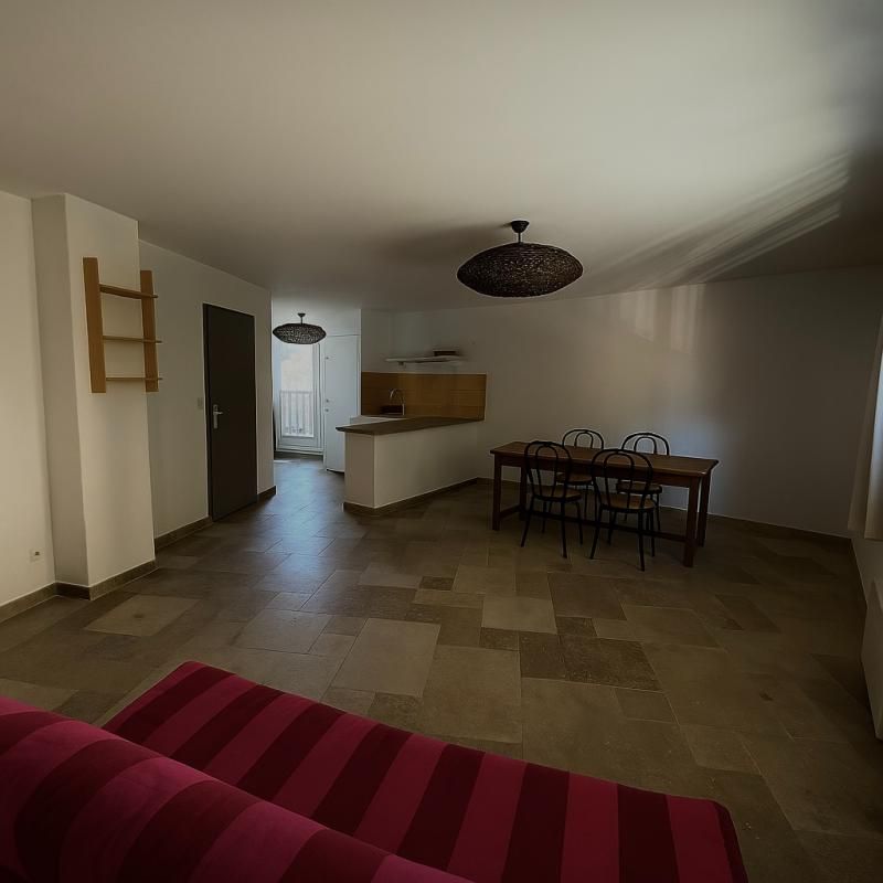 AUBAGNE Appartement T2 de 53 m² avec terrasse et garage 3