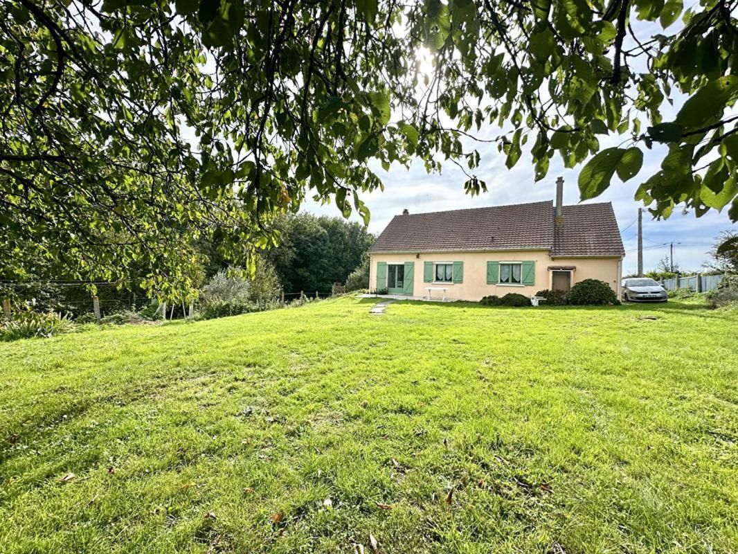 MONTREUIL-LE-HENRI Pavillon d'environ 115m²  - Montreuil le Henri 2