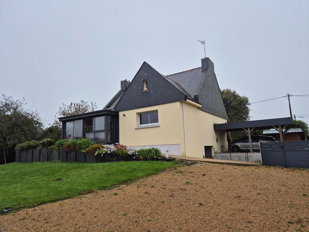 CLEGUER MAISON de 154 m2 habitable dans le Morbihan ? (15 min de Lorient ? 7 min de Plouay ? 6 min de Caudan ? 25 min de la mer) 2