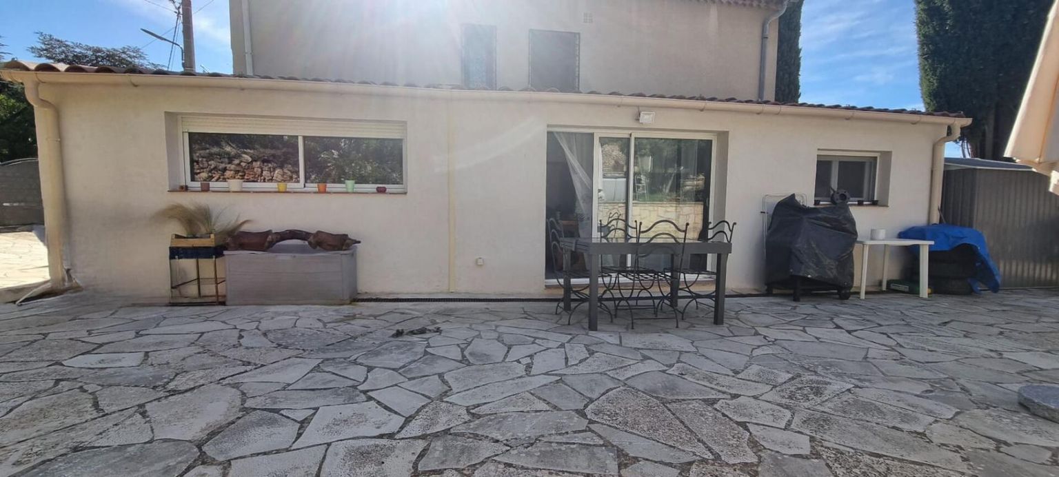 BANDOL Maison  plain-pied  T3 Bandol avec jardin, vue mer 2