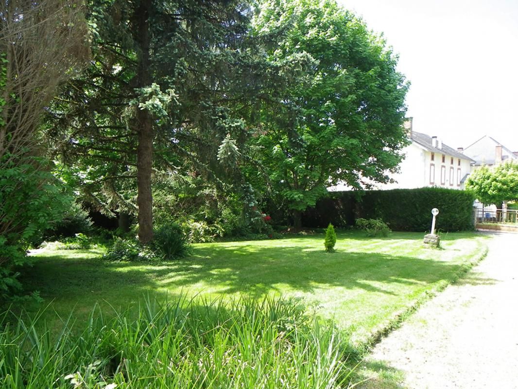 ORADOUR-SUR-VAYRES Maison Oradour Sur Vayres 4 pièce(s) 110 m2 3
