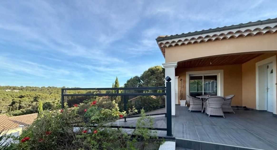 LE TEIL Maison d'Exception avec Vue Panoramique sur la Drôme - Le Teil 7 Chambres 2