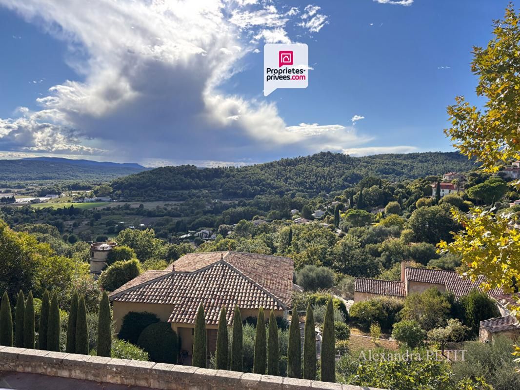 CALLIAN À VENDRE - Charmant appartement rénové avec vue dominante, Callian 1