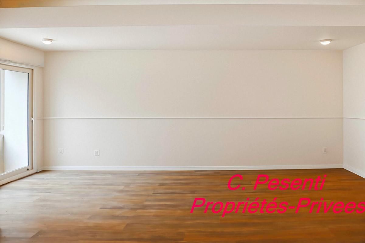 GUERMANTES Maison totalement rénové à Guermantes 6 pièce(s) 106 /122m2 3