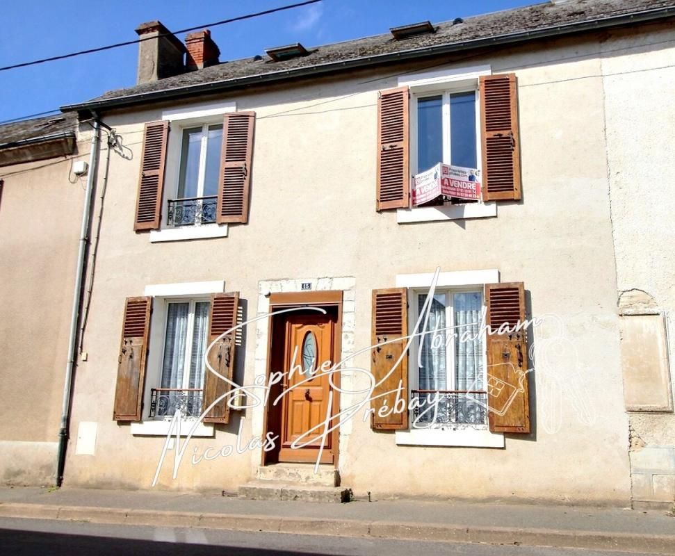 OUTARVILLE Exclusivité ! Maison en pierres sans travaux de 4 pièces, 3 chambres 1