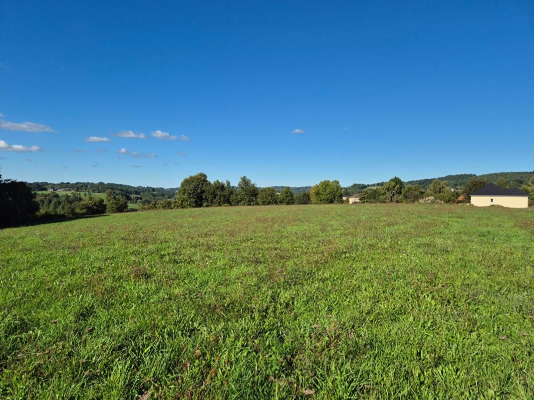 SAINT-HILAIRE-PEYROUX Terrain Saint Hilaire Peyroux 1703 m2 1