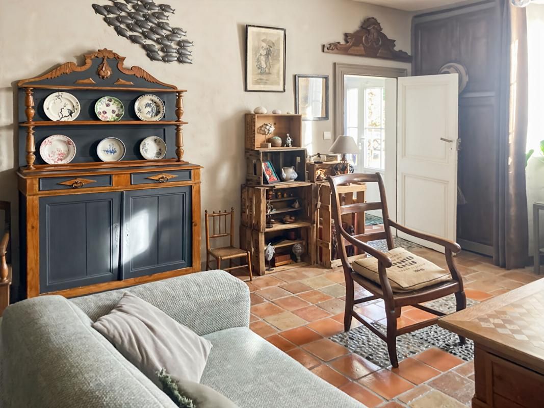 GALGON Belle propriété pleine de charme et rénovée avec goût 4