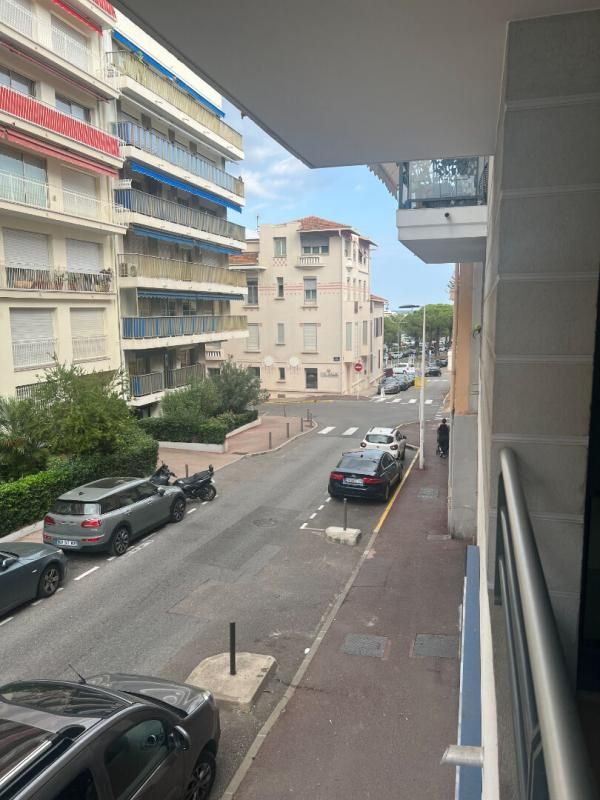 ANTIBES Appartement 2 pièces 46 m² au Port d'Antibes 4